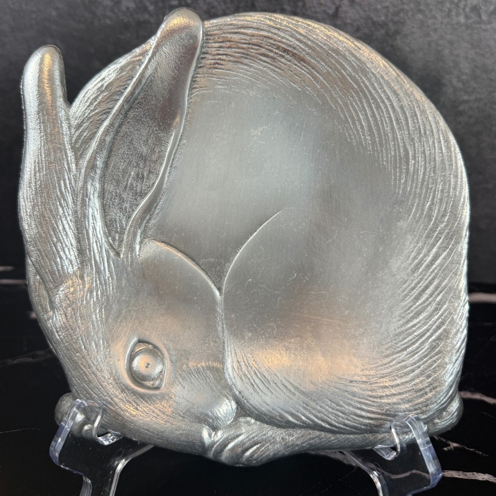 Vintage 1988 Arthur Court Bunny Rabbit Cheese Plate 7" x 7" Serving Dish Easter